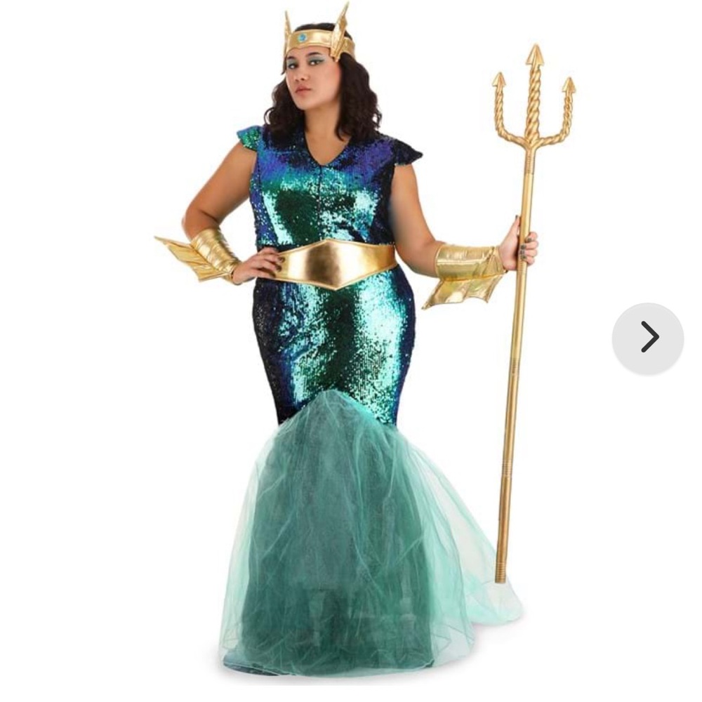 Woman’s Mermaid Halloween Costume